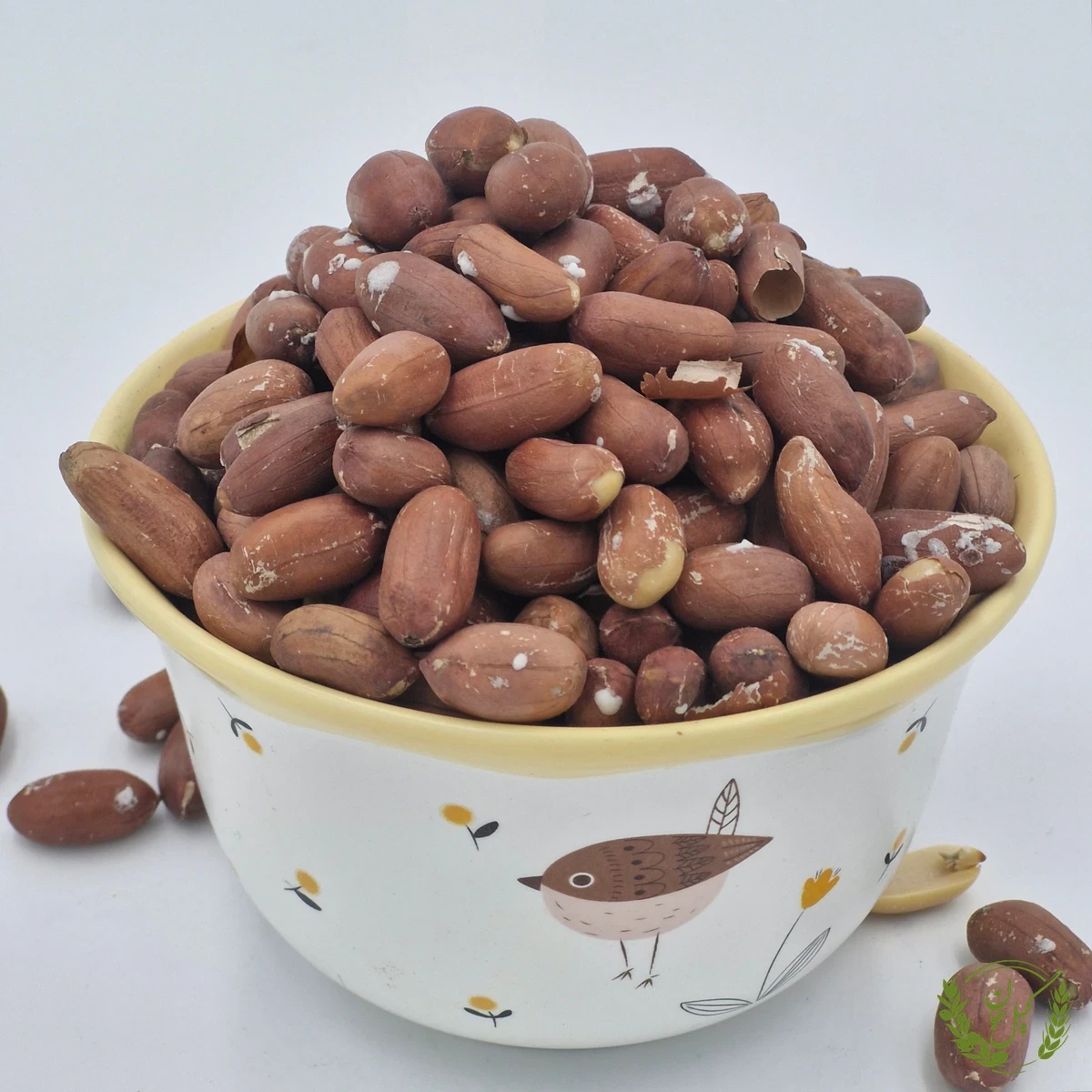 تصویر بادام زمینی آستانه 700 گرمی